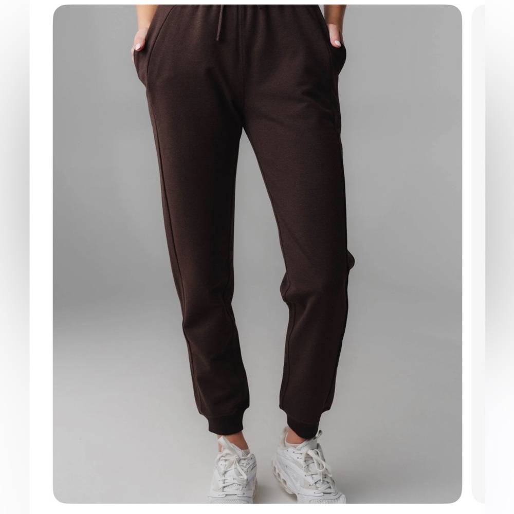 Vitality Studio Women's Jogger - Espresso Marl